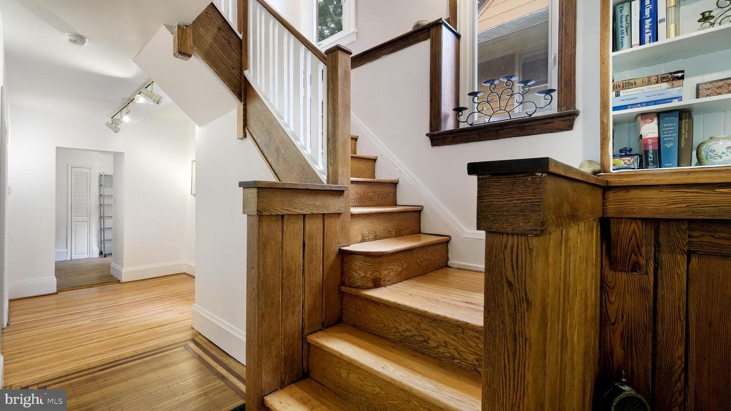 104 Edgehill Road photo 11