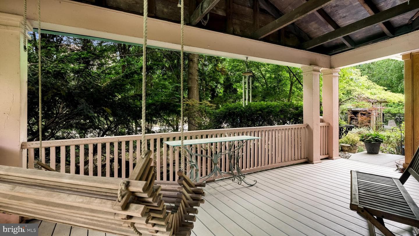 104 Edgehill Road photo 3