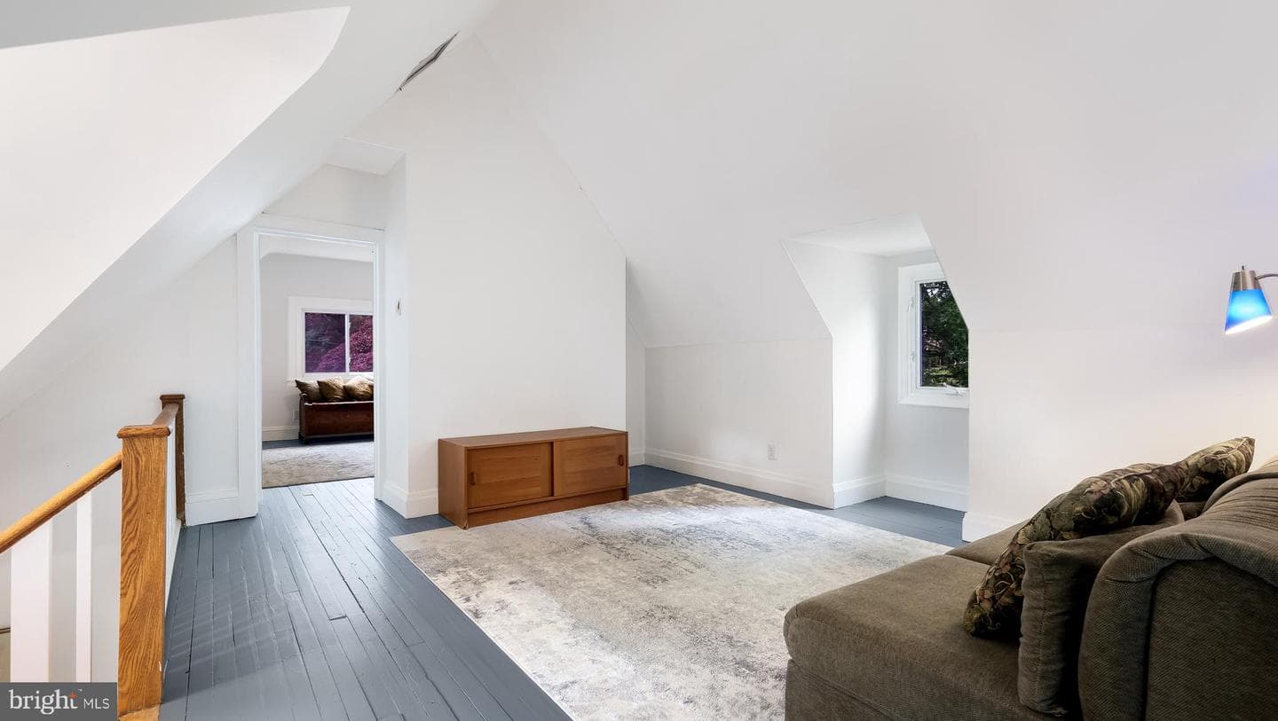 104 Edgehill Road photo 35