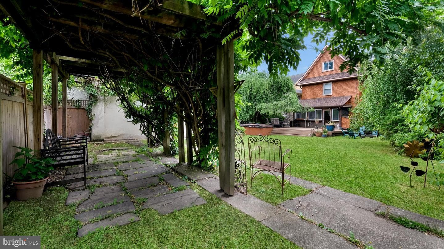104 Edgehill Road photo 50