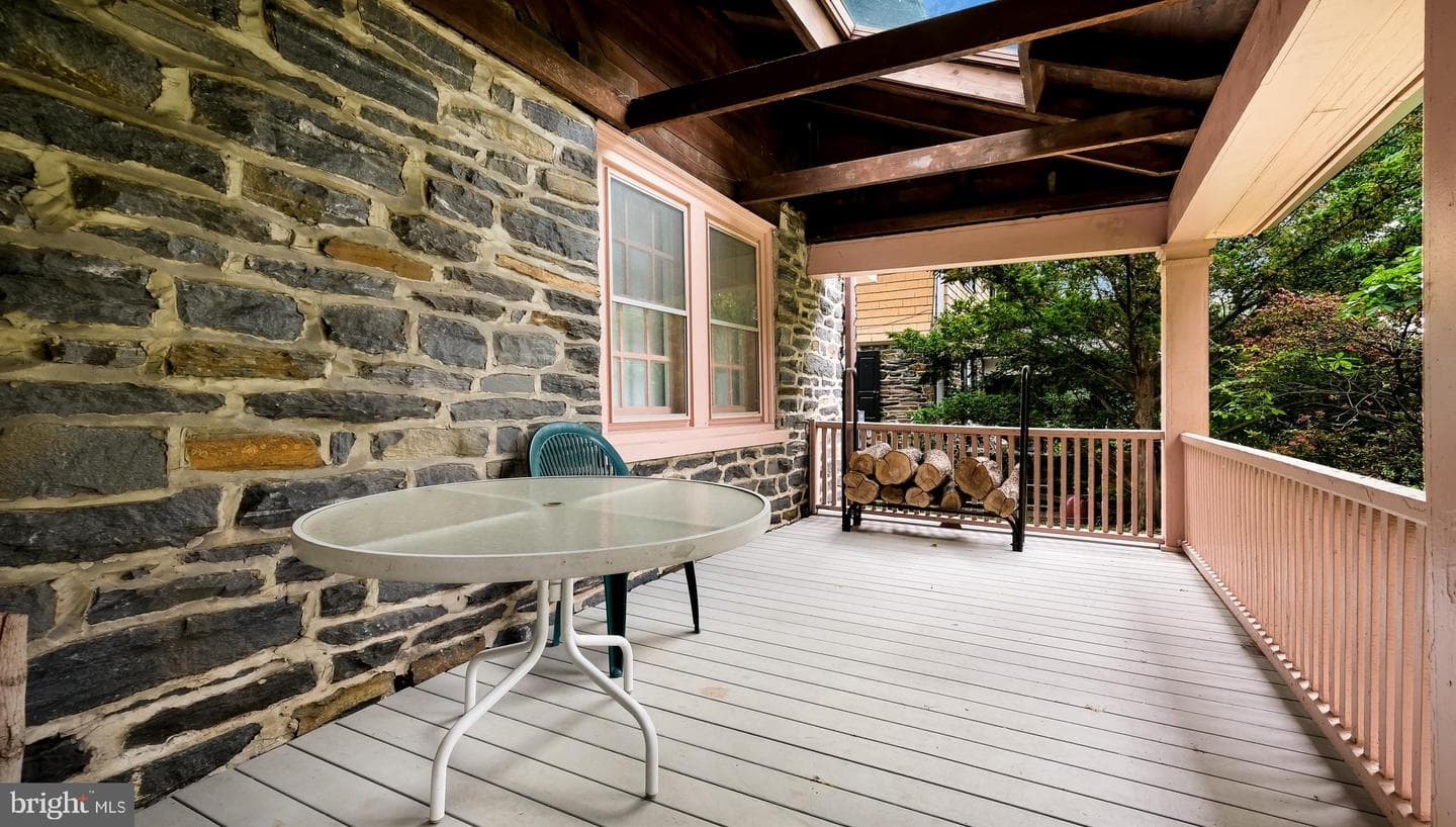 104 Edgehill Road photo 56