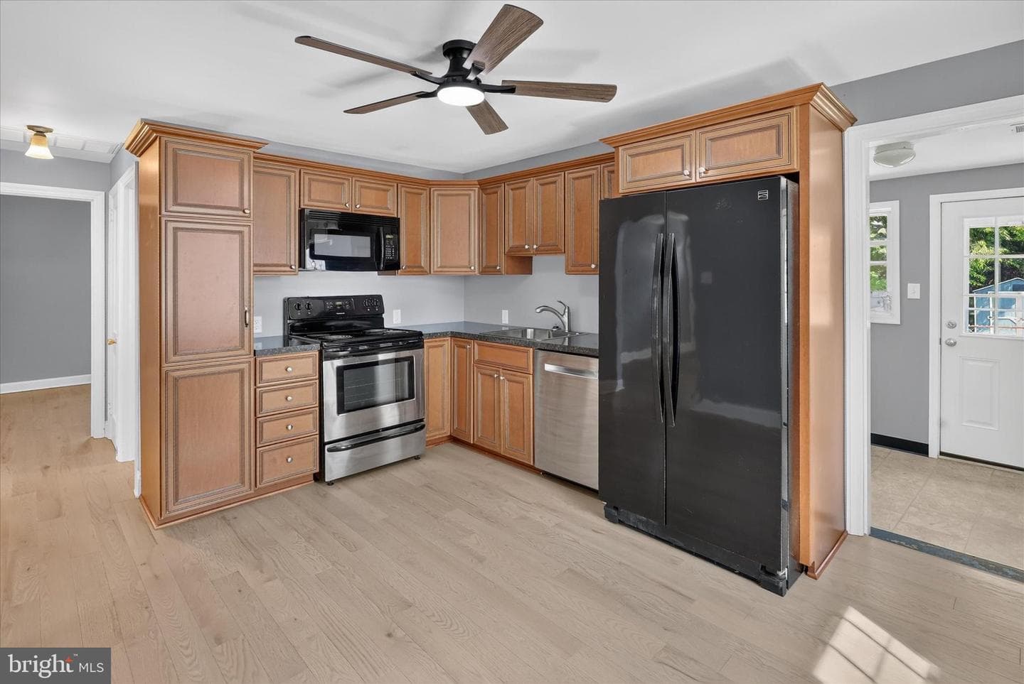 354 W Church Road photo 6