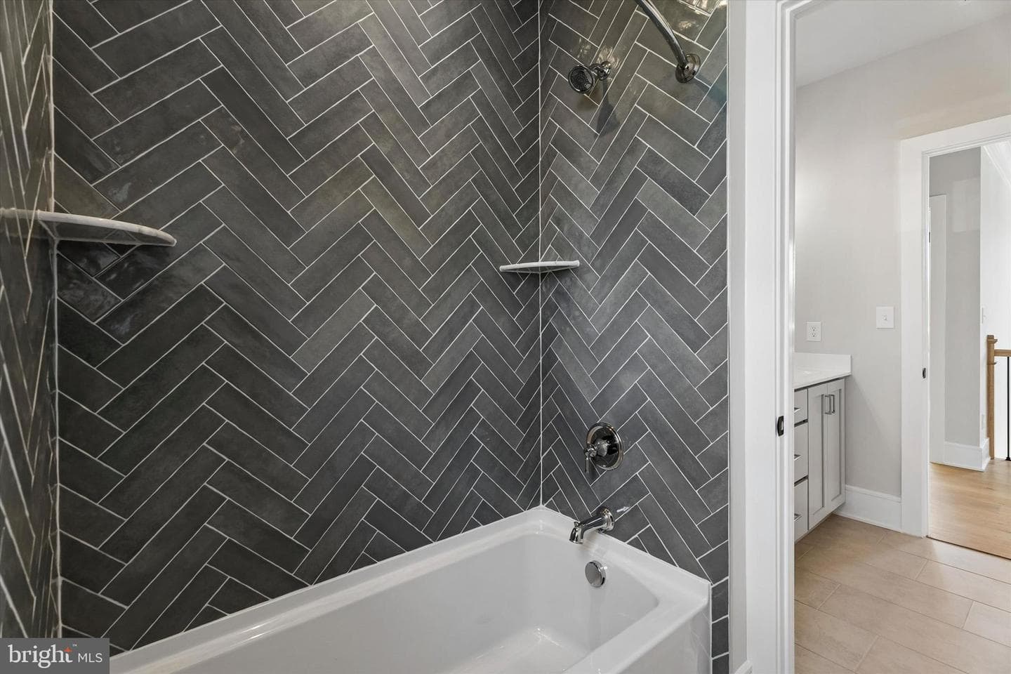 4 Anglesey Lane photo 38