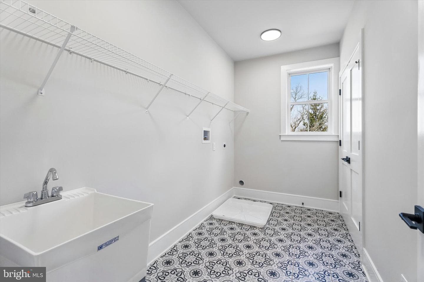 4 Anglesey Lane photo 43