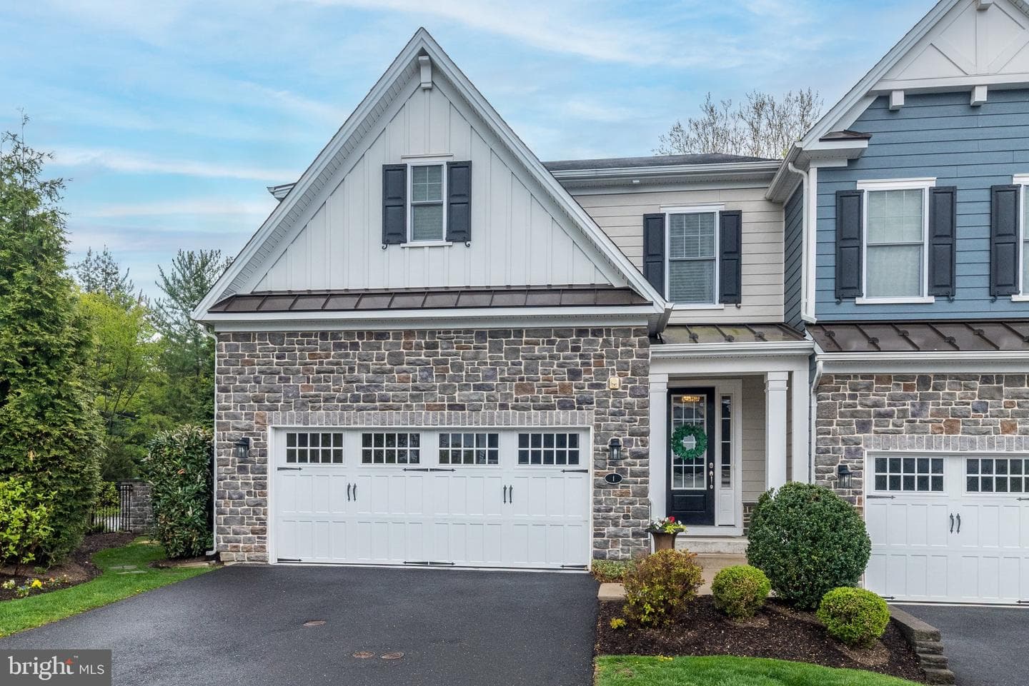 1 White Field Court