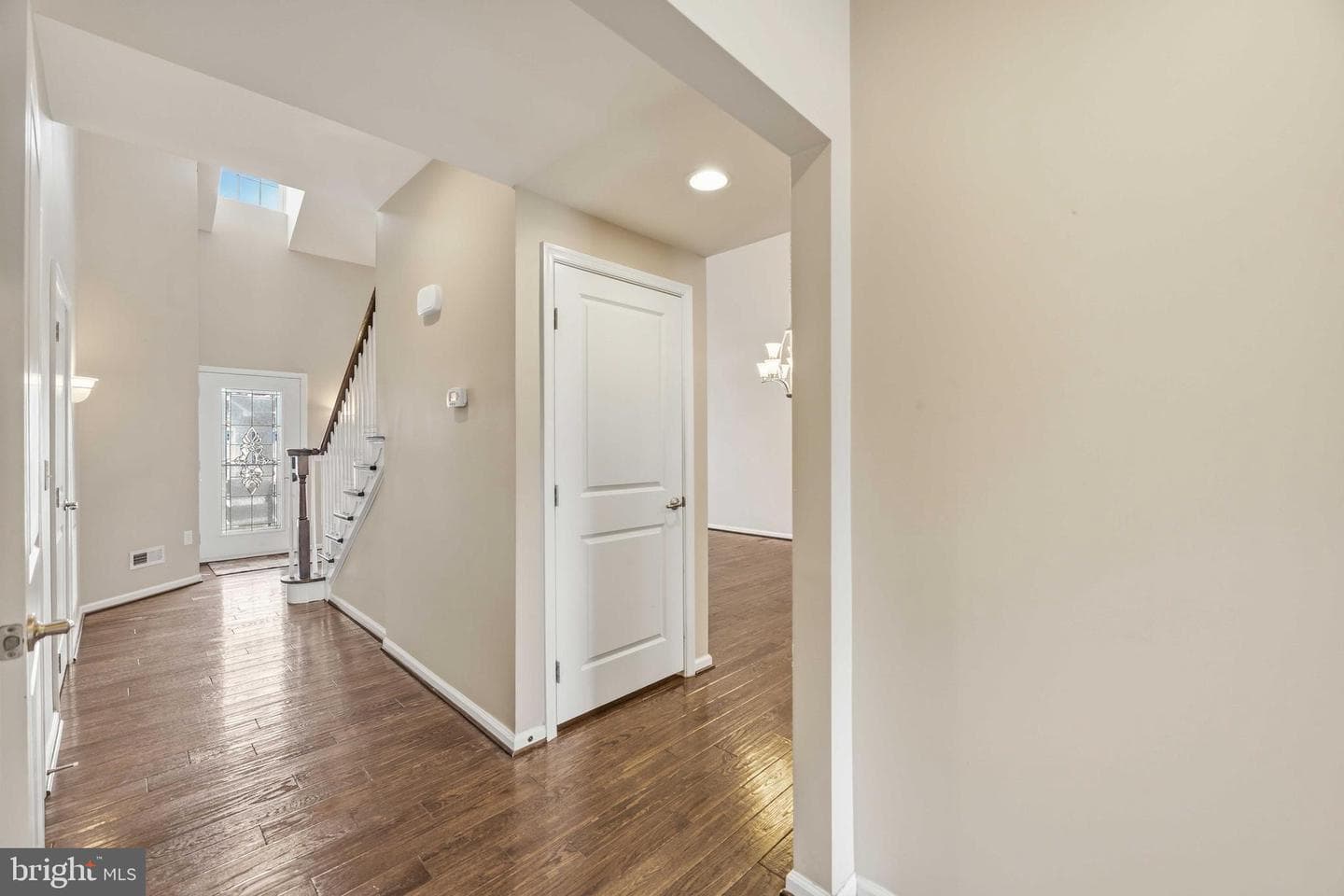 860 Reynards Run photo 27