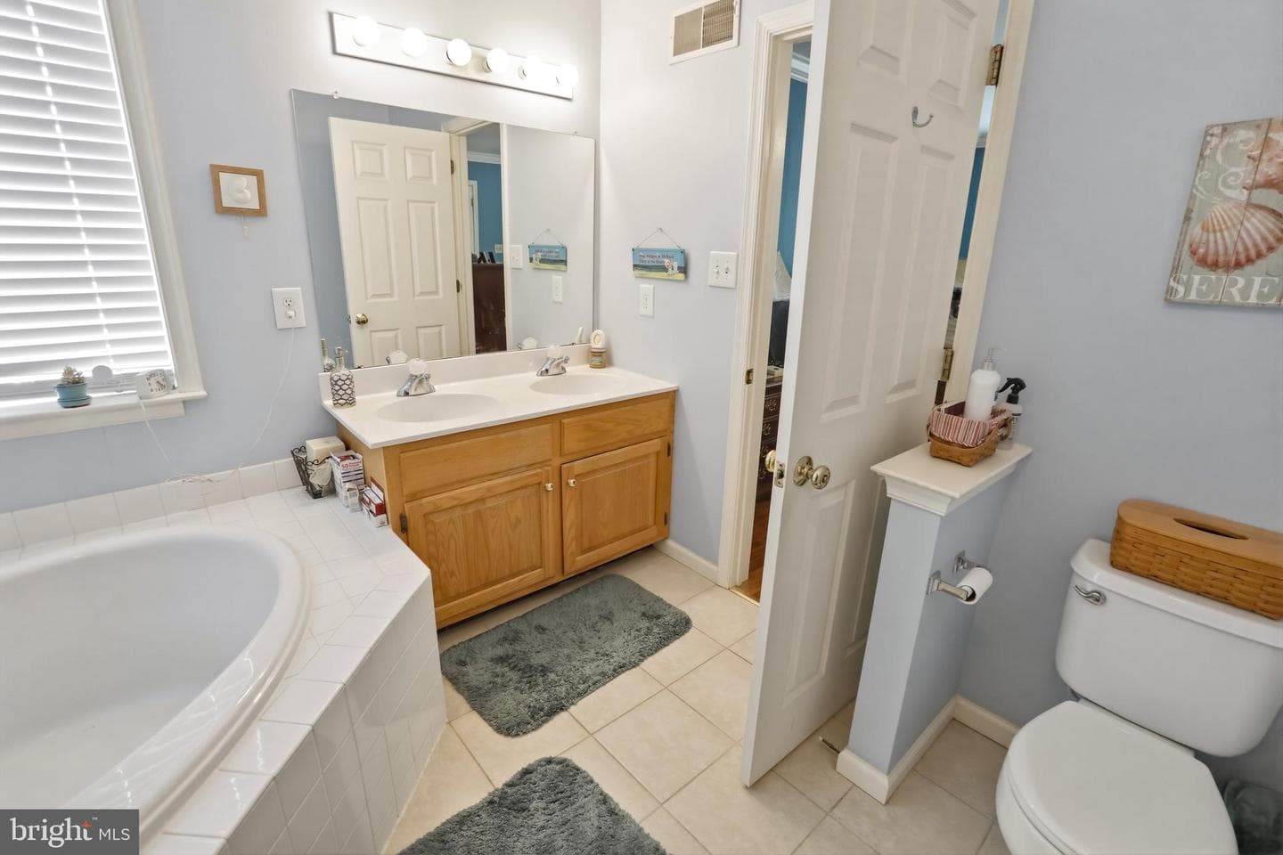 102 Noble Lane photo 25