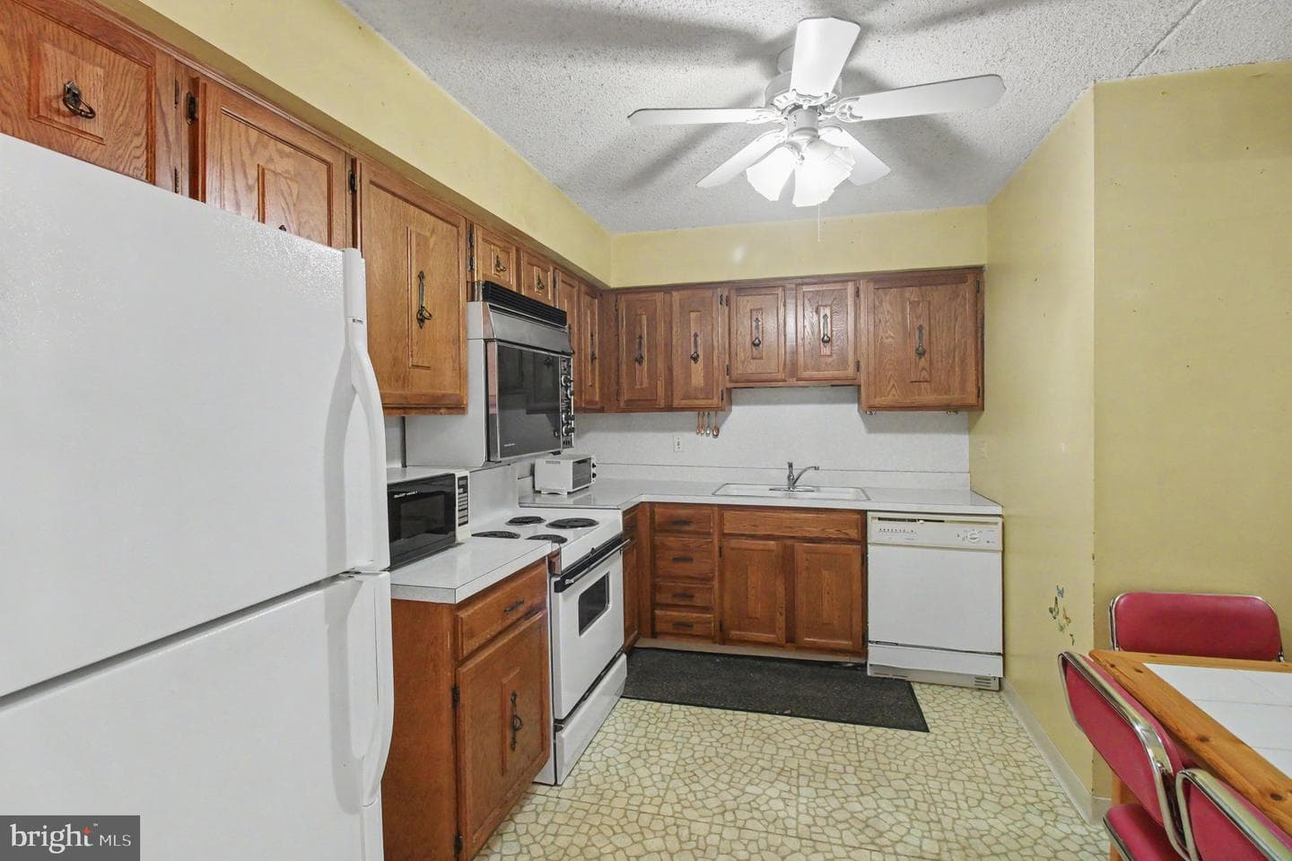 21235 Valley Forge Circle #1235 photo 6