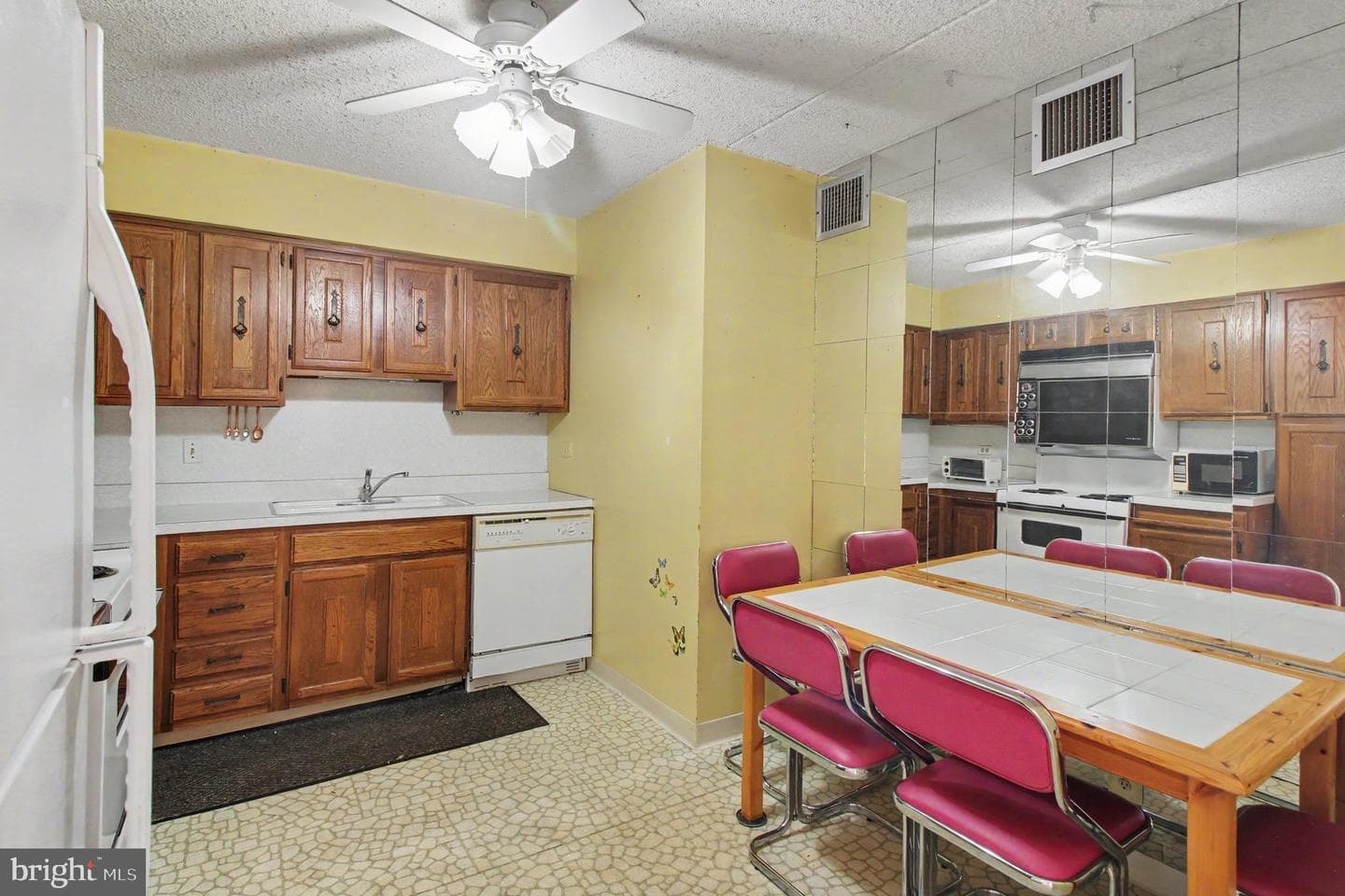 21235 Valley Forge Circle #1235 photo 8