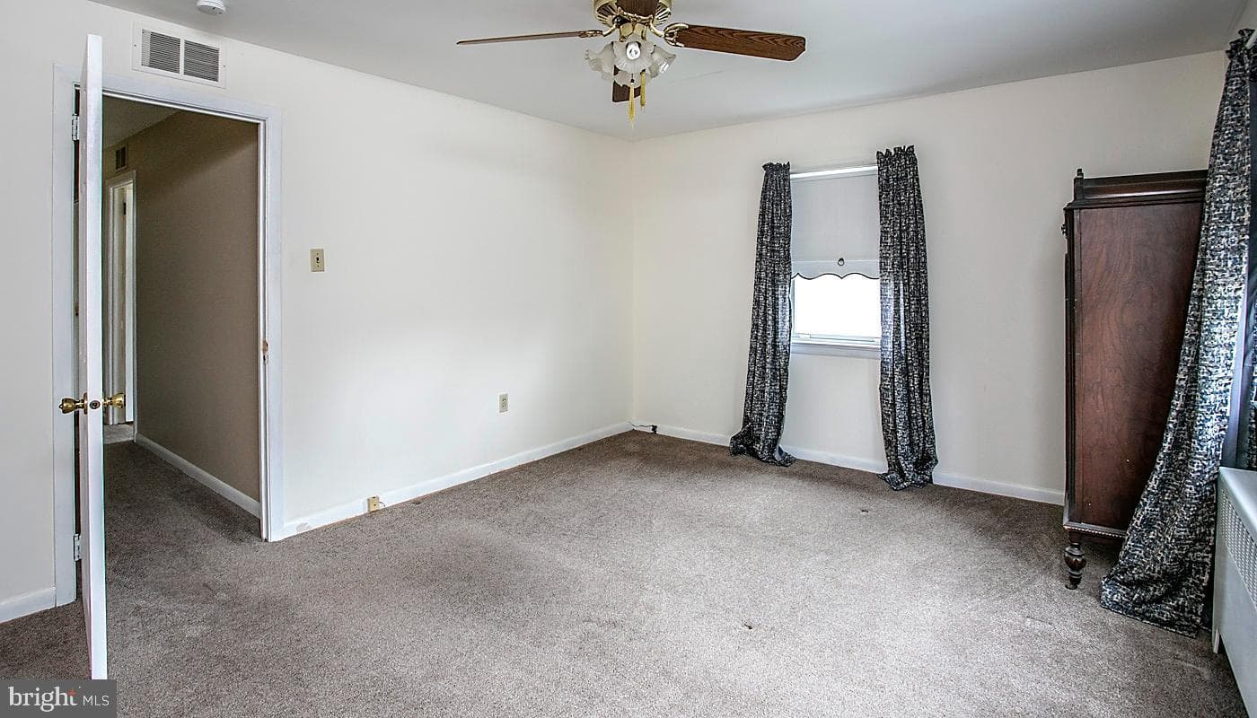 927 Hamilton Street photo 19