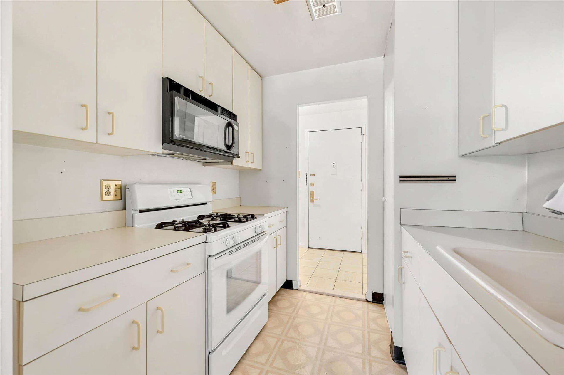 1637 Oakwood Drive #condo 321 photo 12