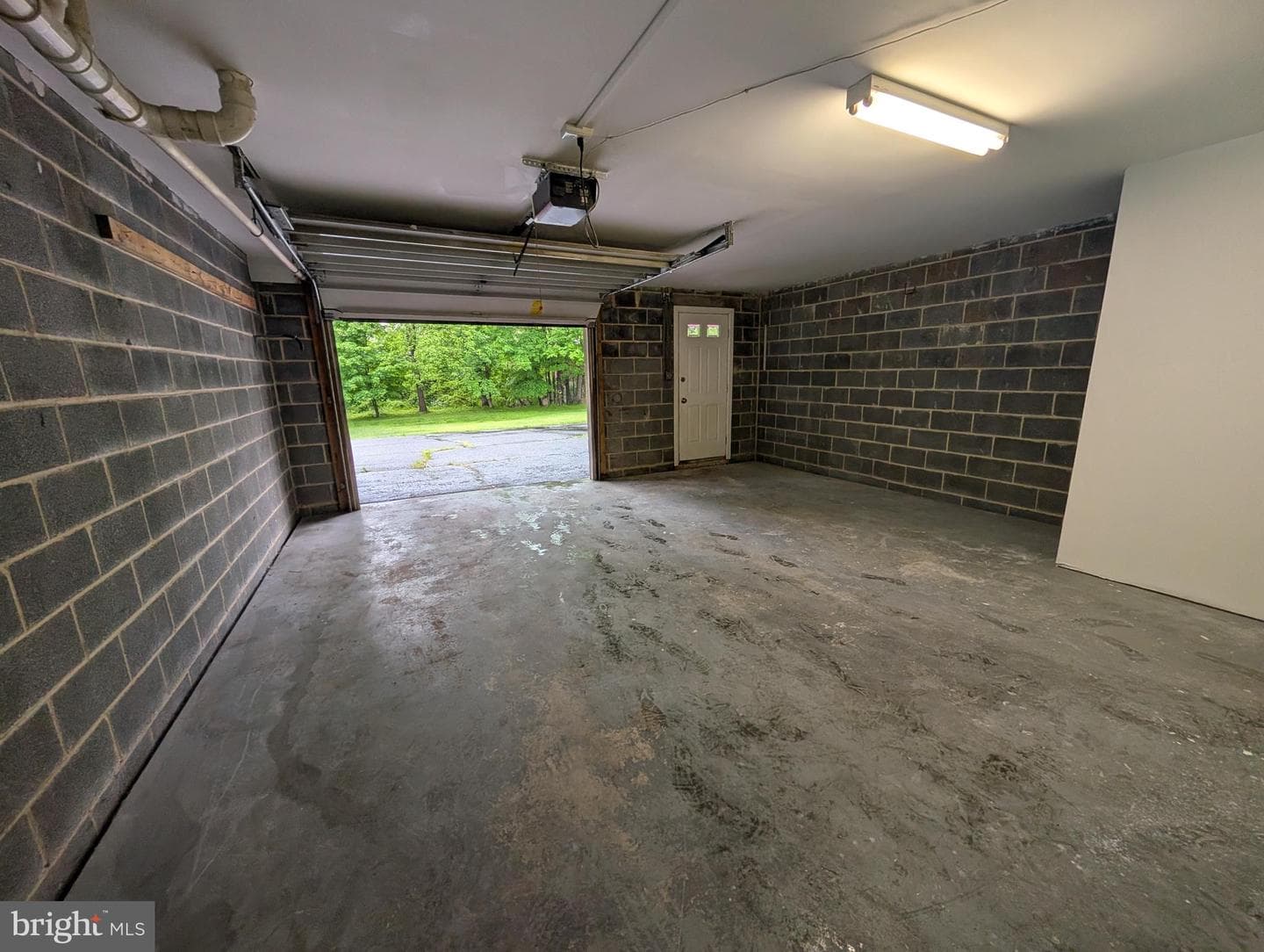 53 Game Farm Road photo 46