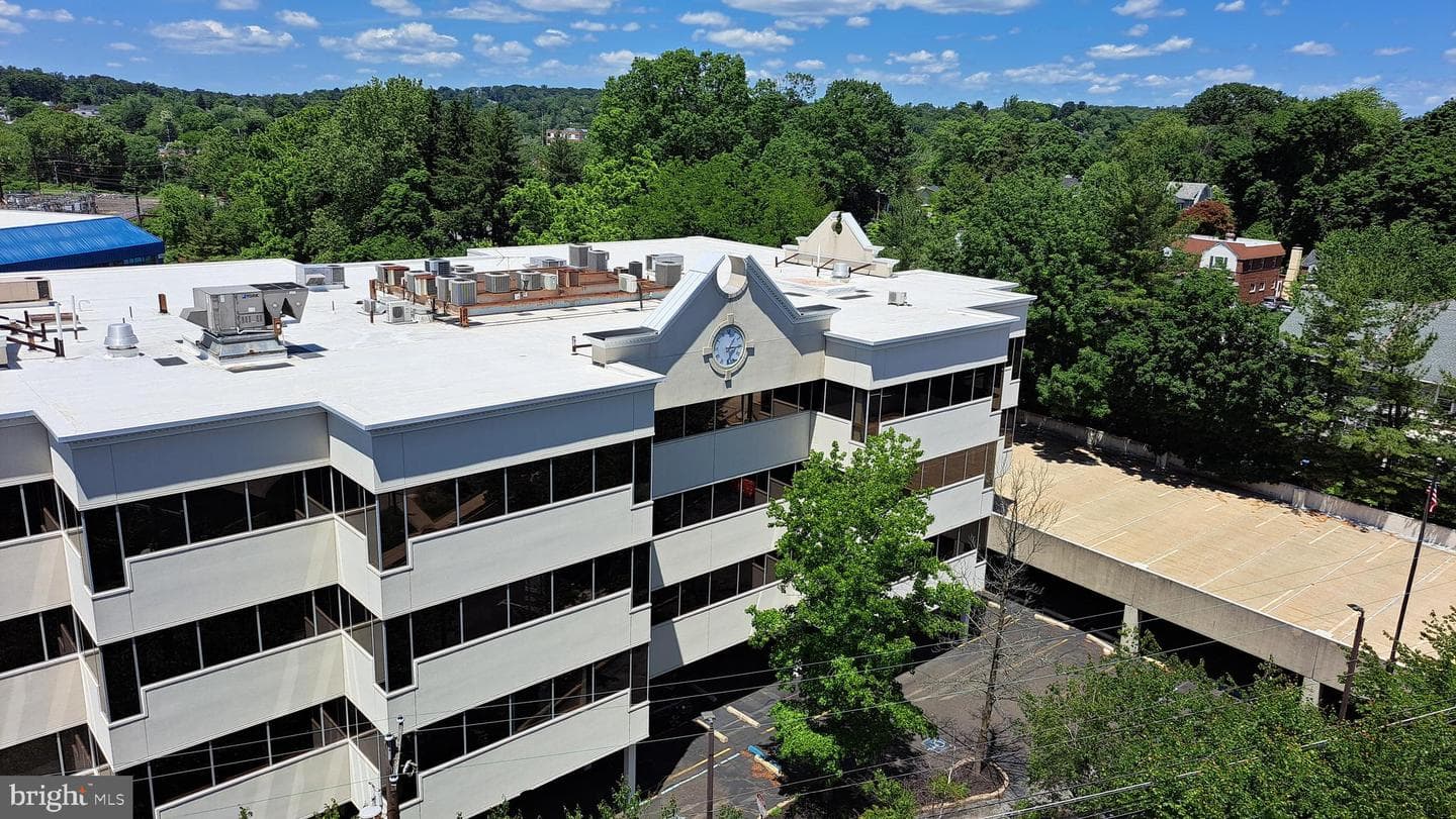 100 West Avenue #804-W photo 23
