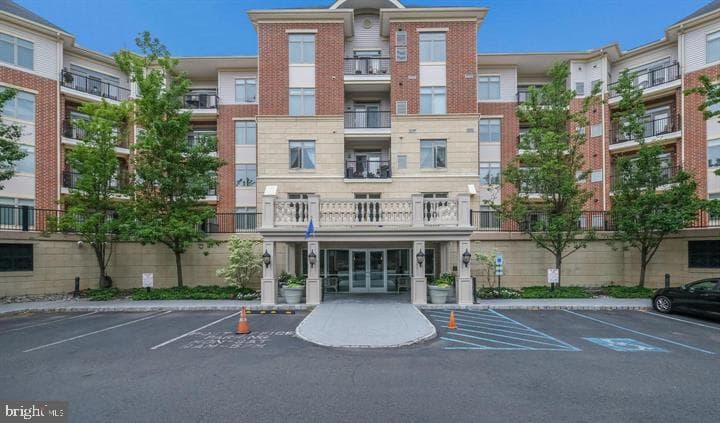 220 Carson Ter, Huntingdon Valley