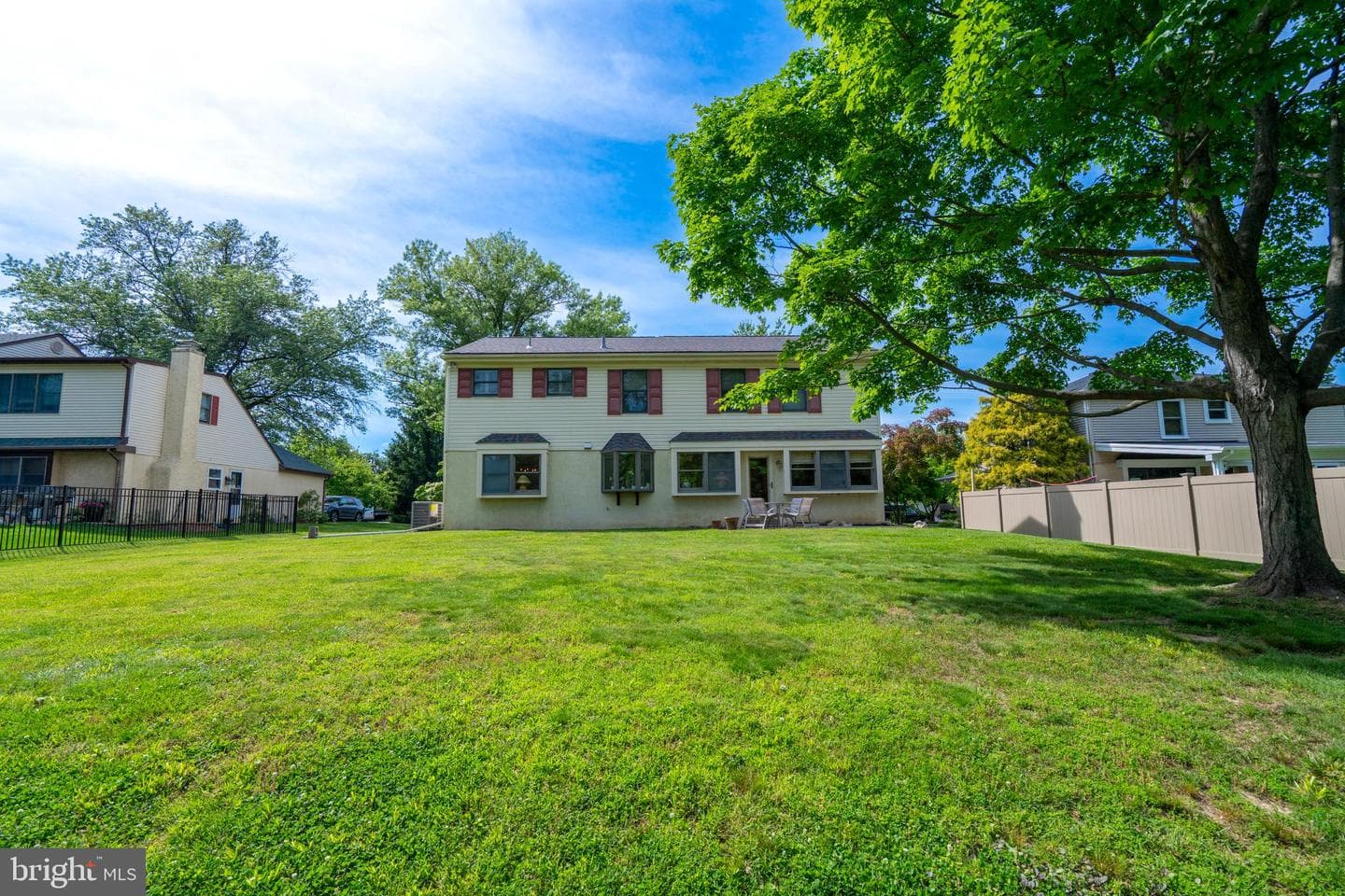 890 Village Circle photo 52