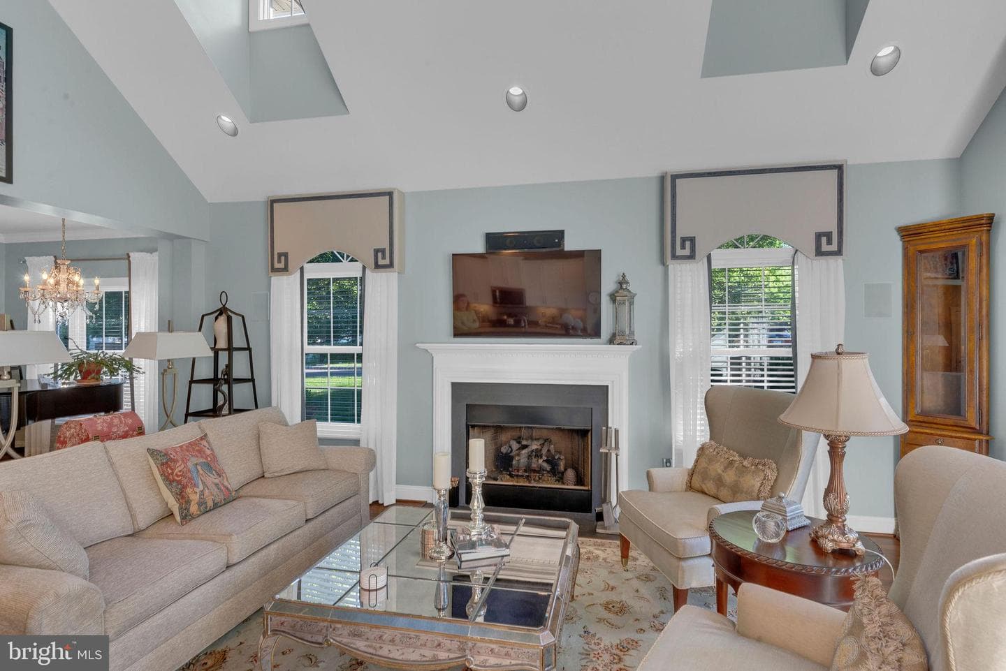 401 W Kennedy Road #209 photo 18