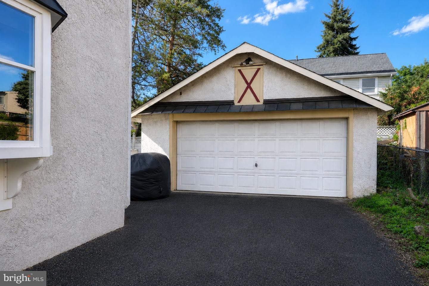 2471 Radcliffe Avenue photo 43