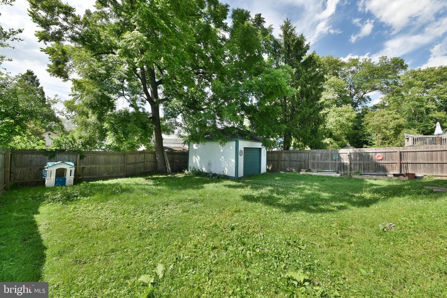 1716 Webster Avenue photo 29