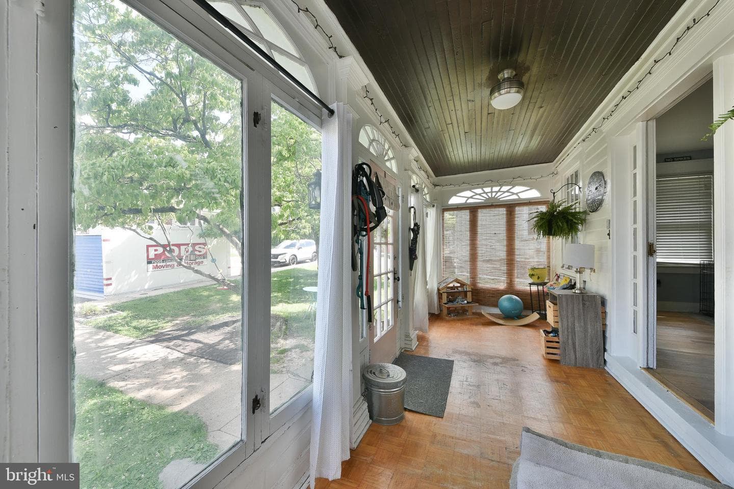 1716 Webster Avenue photo 3