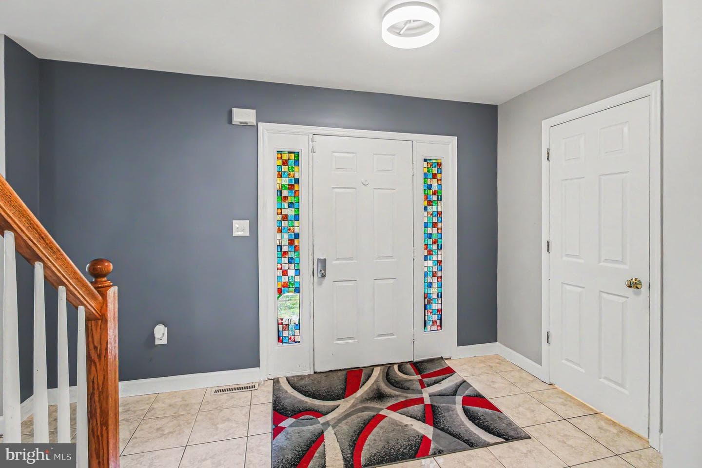 1787 Joanne Ct photo 3