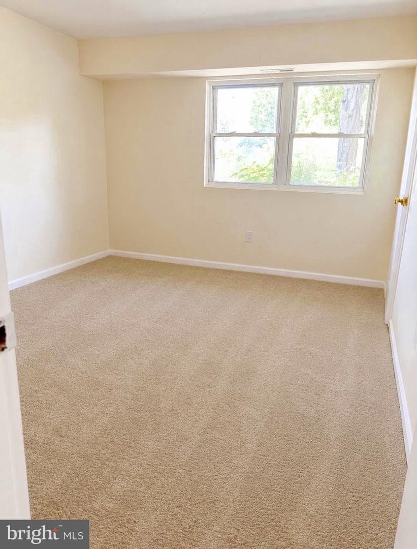 511 Meadowview Ln # 511 photo 10