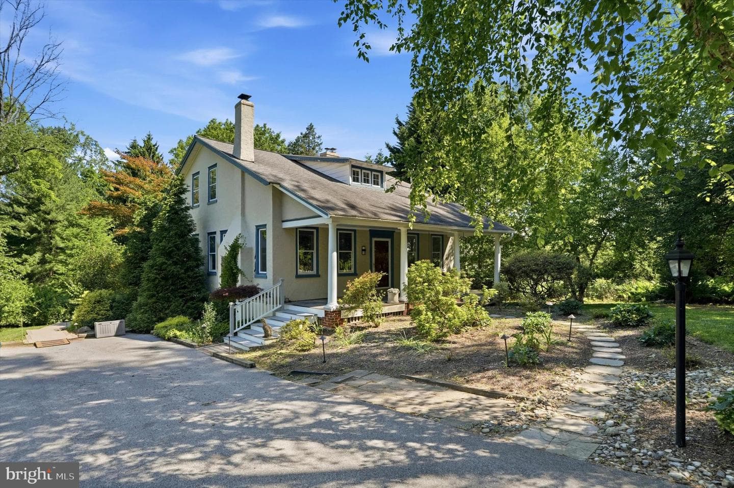 1054 Croton Road photo 3
