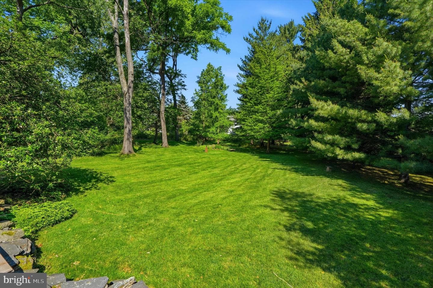 1054 Croton Road photo 32