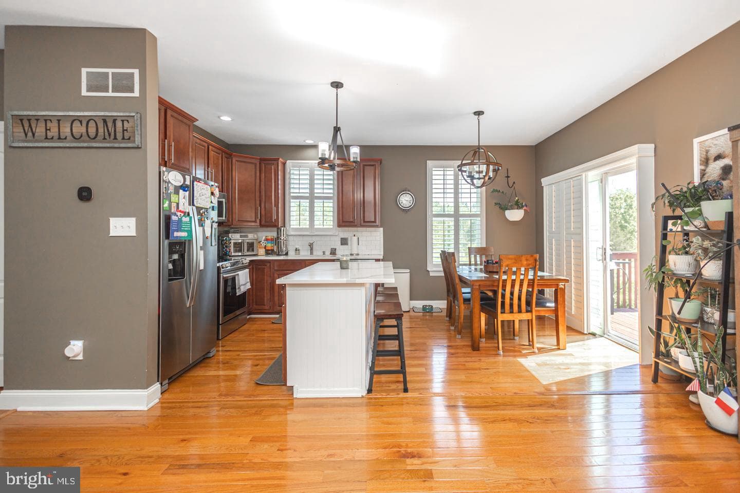 4051 Heckler Rd photo 12