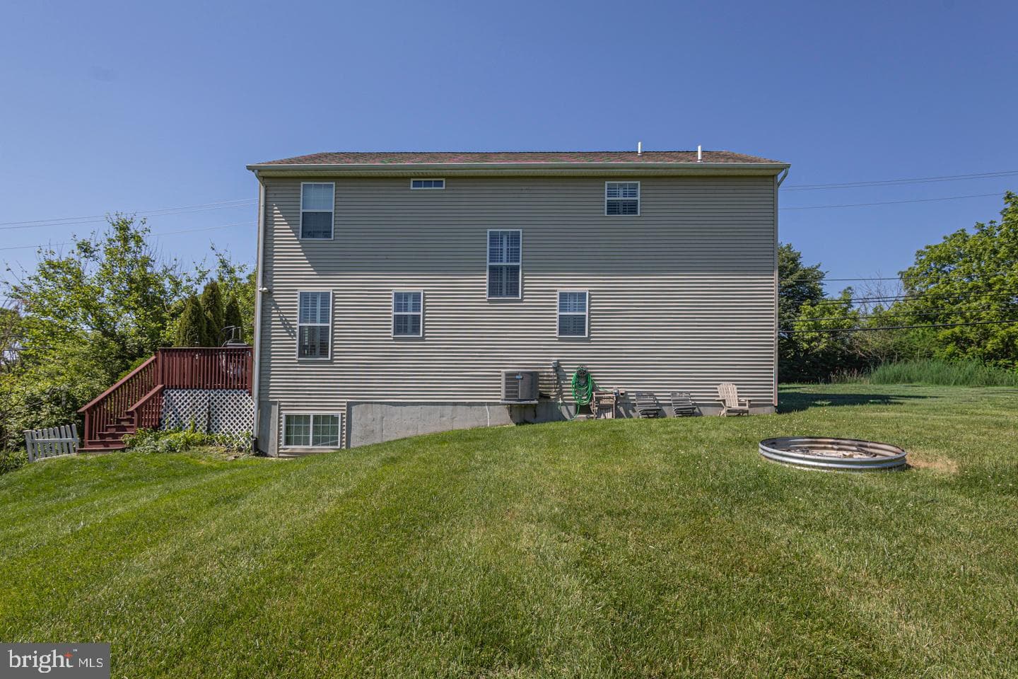 4051 Heckler Rd photo 34