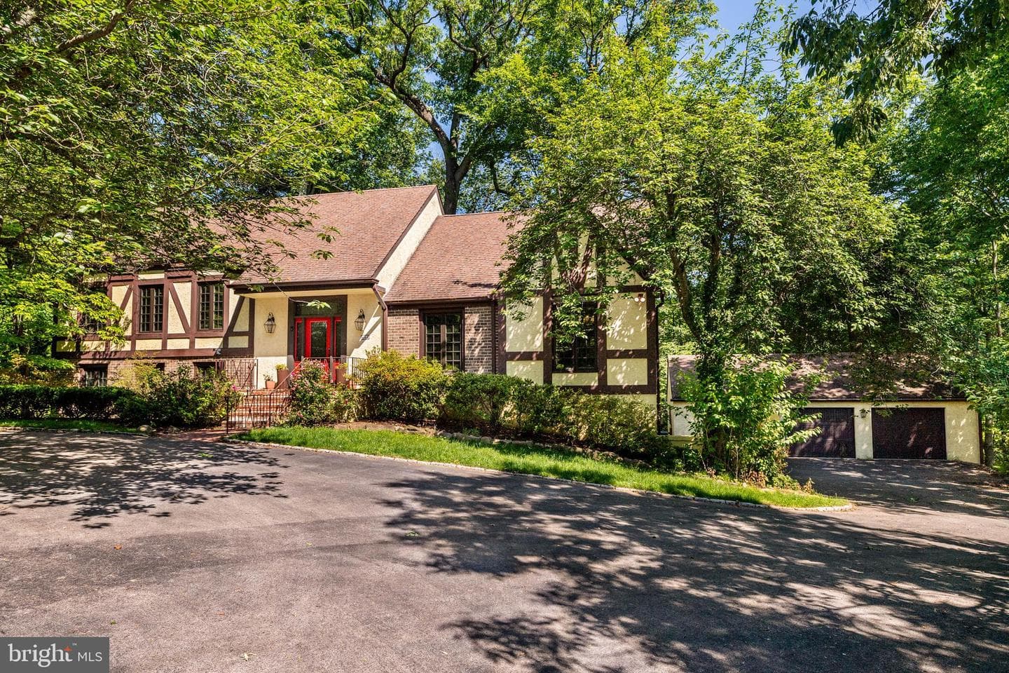 644 Robinson Lane photo 45