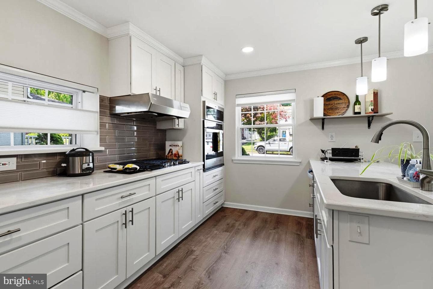 643 Edgley Avenue photo 4