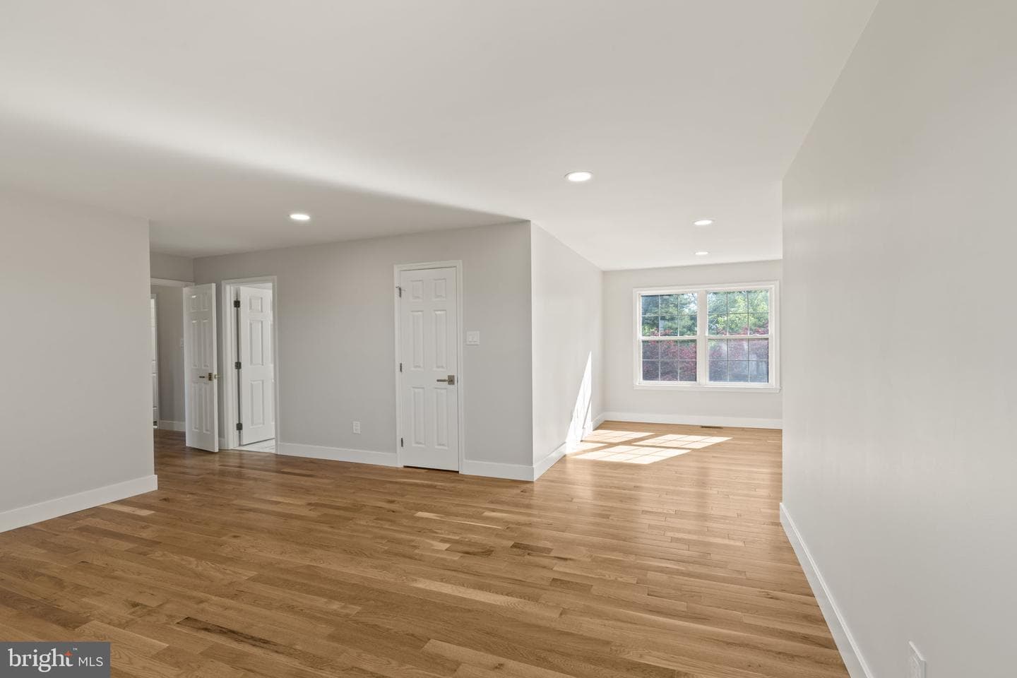703 Gregory Drive photo 22