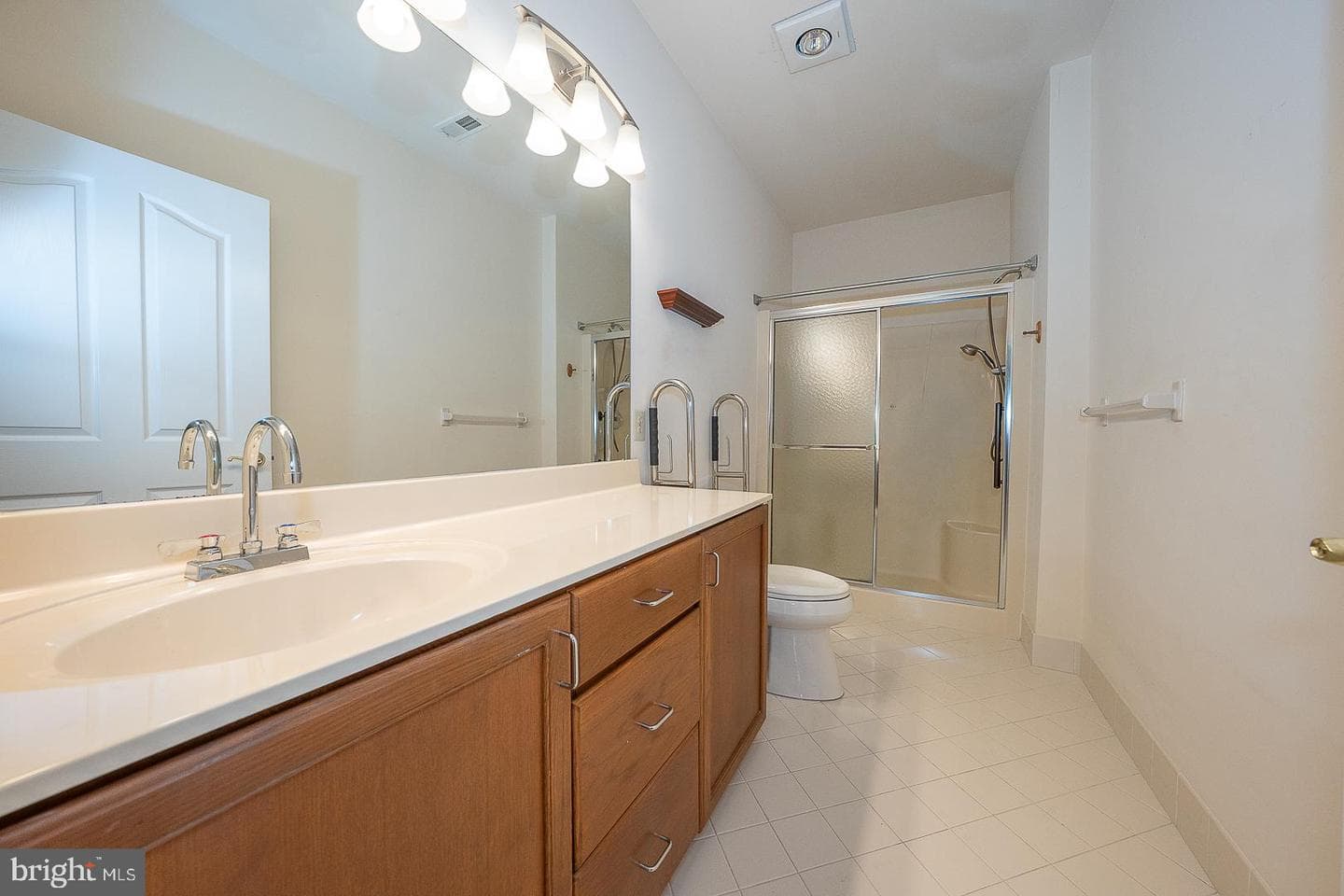 407 Ruth Court photo 25