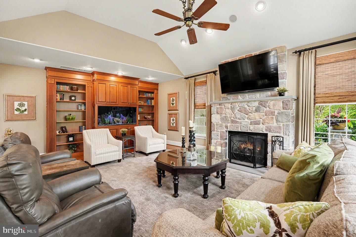 876 Ashbourne Way photo 83