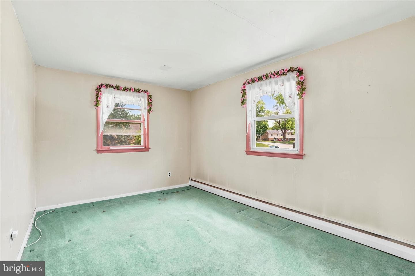 565 Dartmouth Drive photo 14