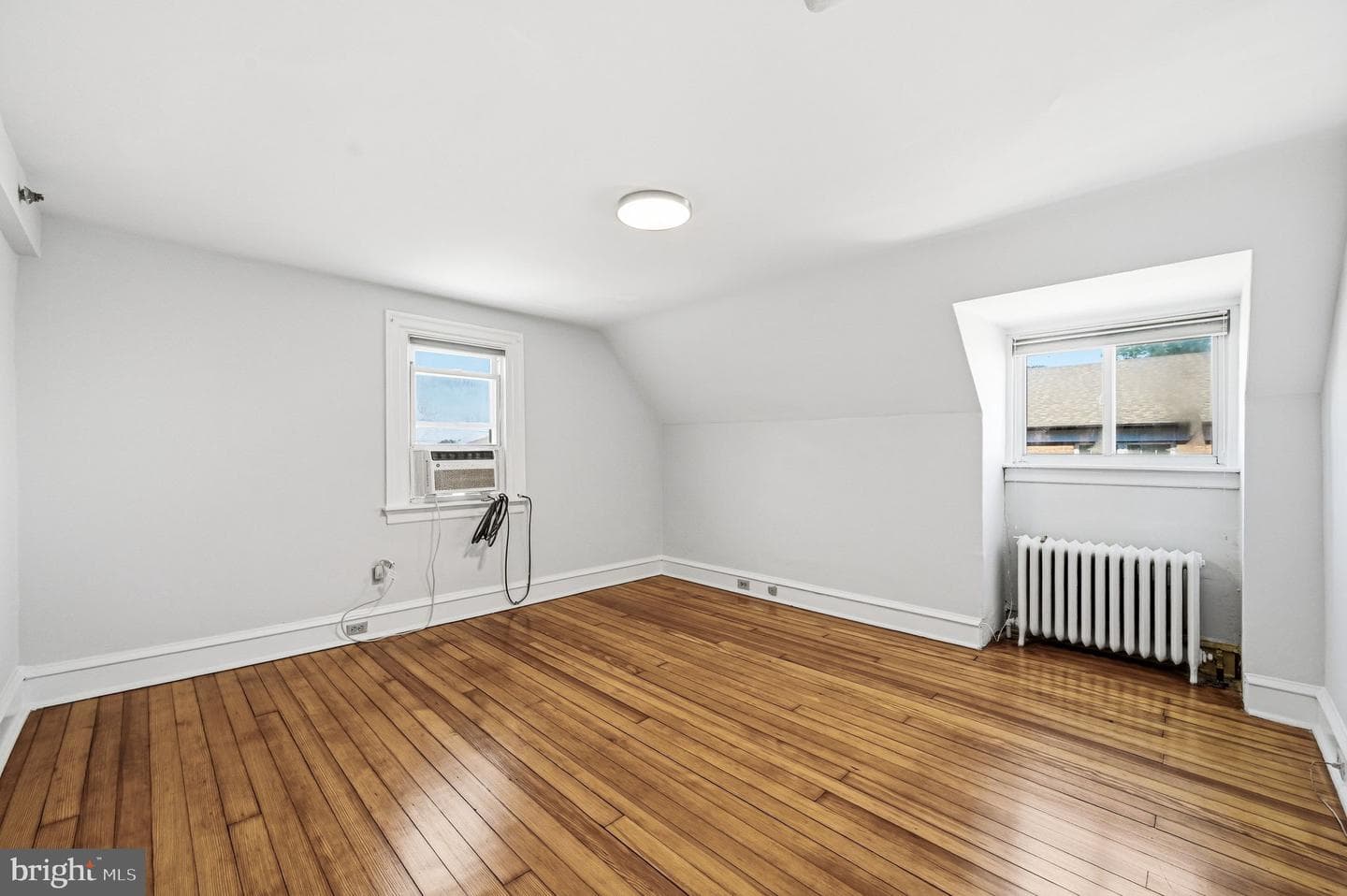 32 W Montgomery Avenue photo 14