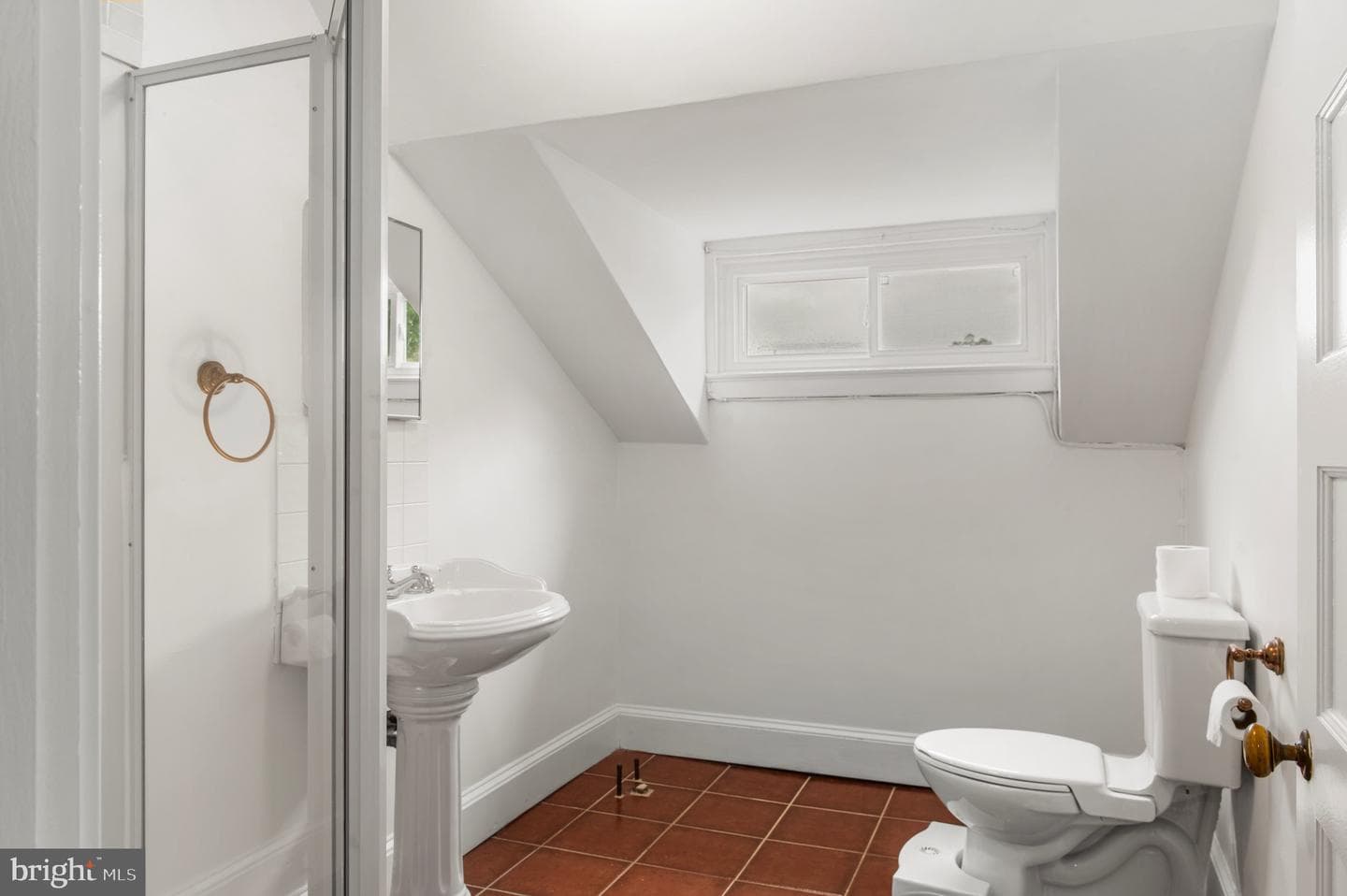 22 Maple Avenue photo 31