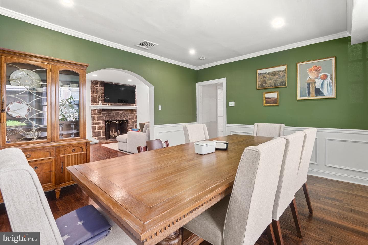 22 Maple Avenue photo 7