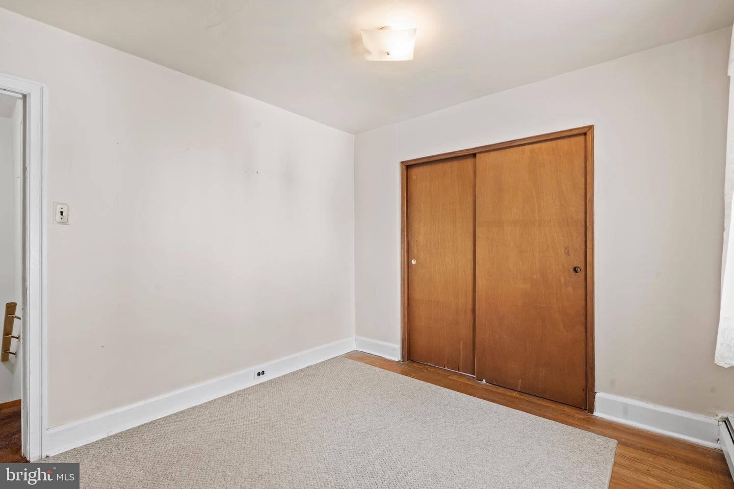 242 Henley Road photo 19