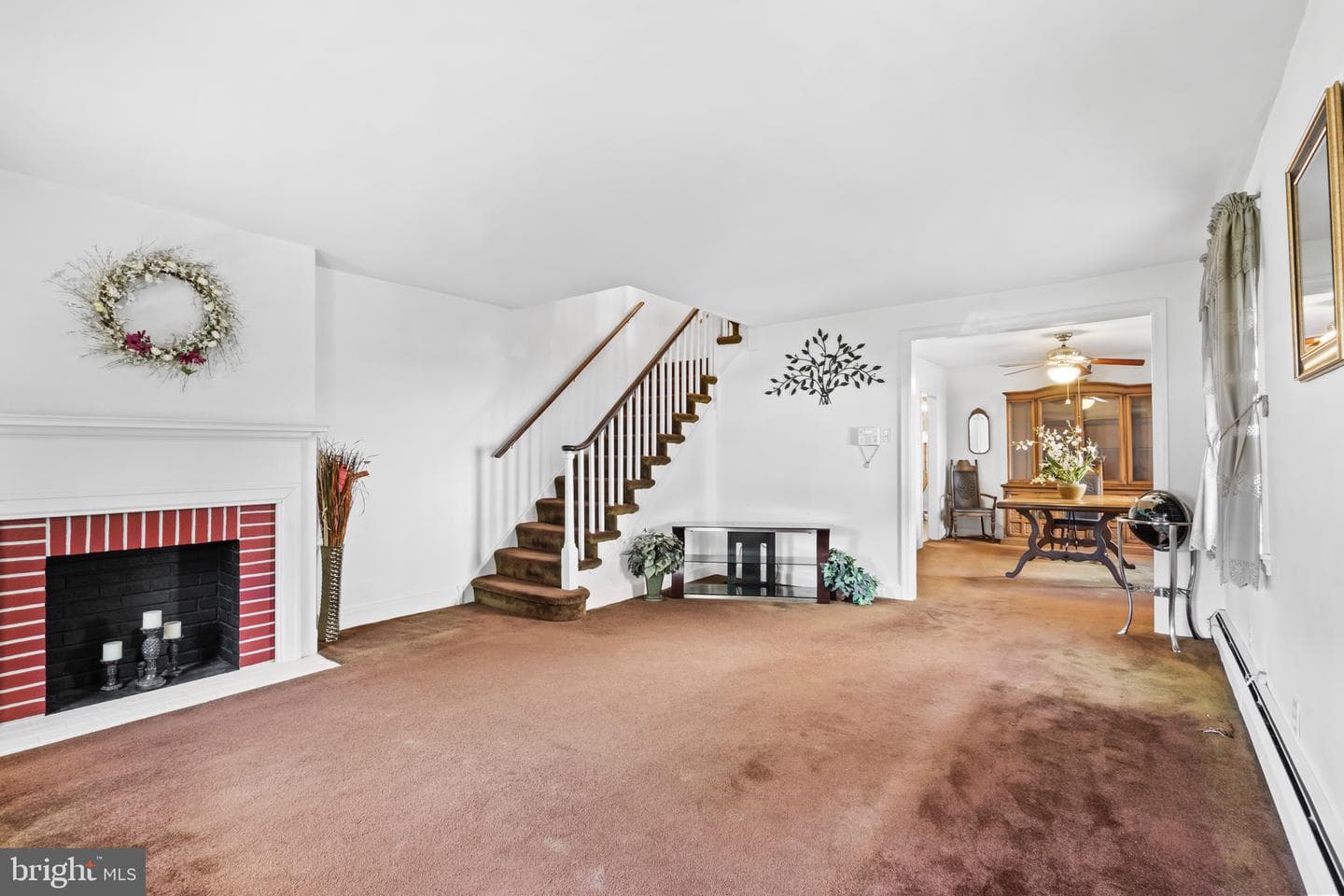 242 Henley Road photo 4