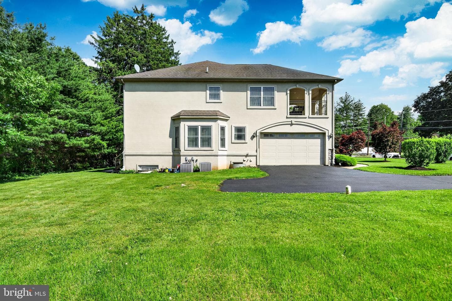 261 Pheasant Drive photo 5