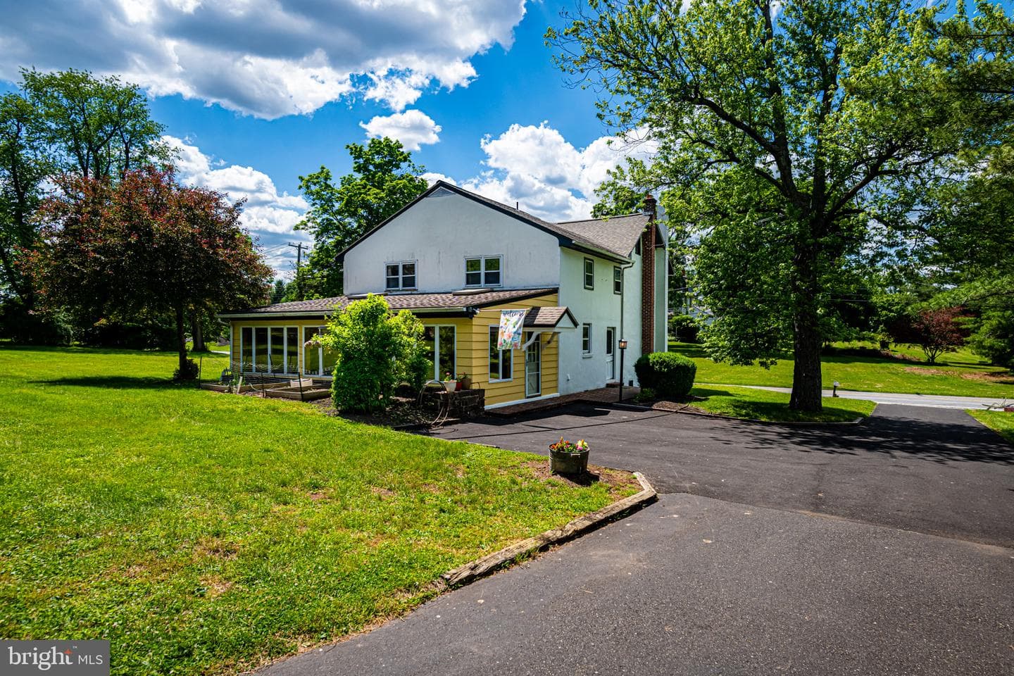 1046 S Trappe photo 38