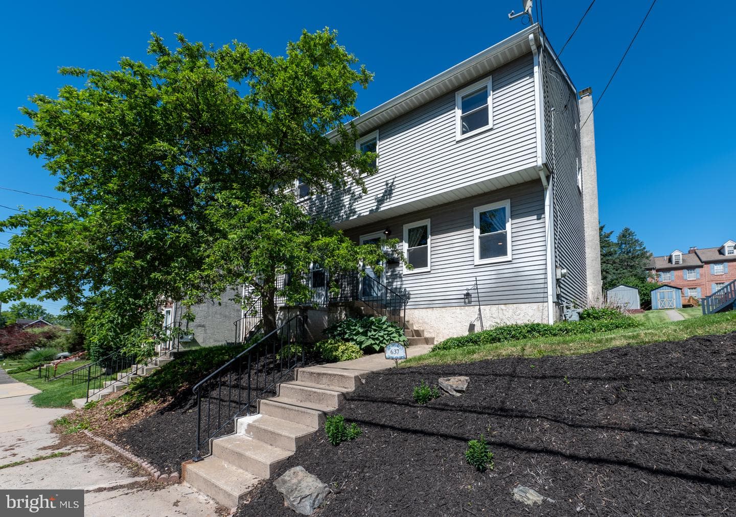 637 Willow Street