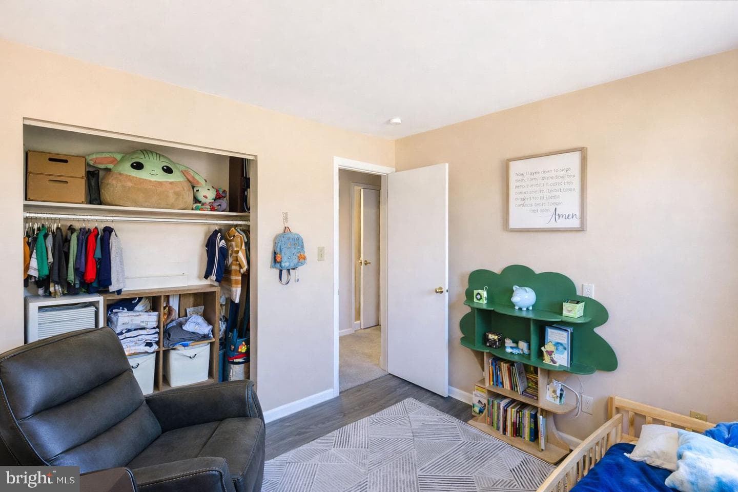 637 Willow Street photo 22