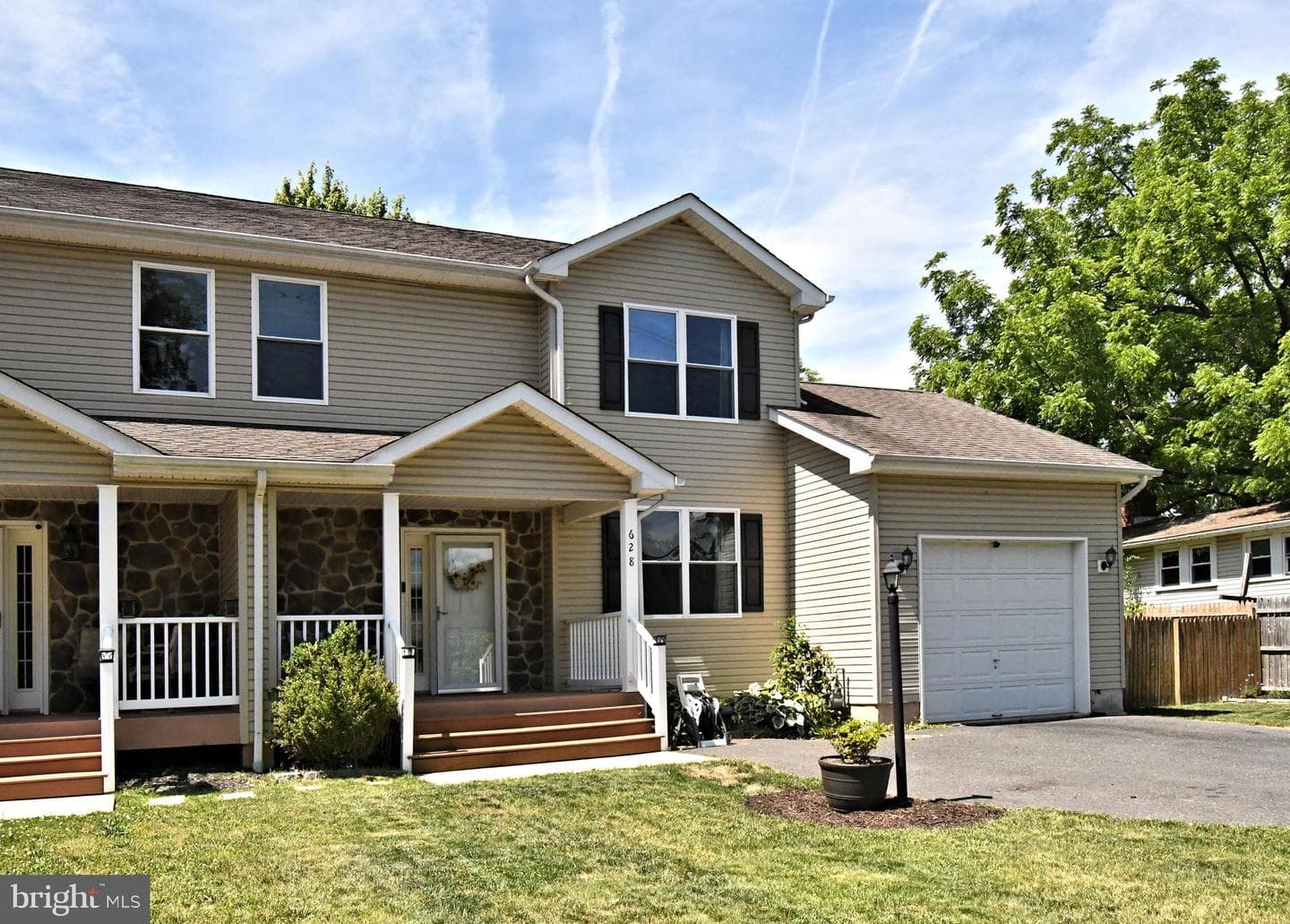 628 Jones Avenue photo 3