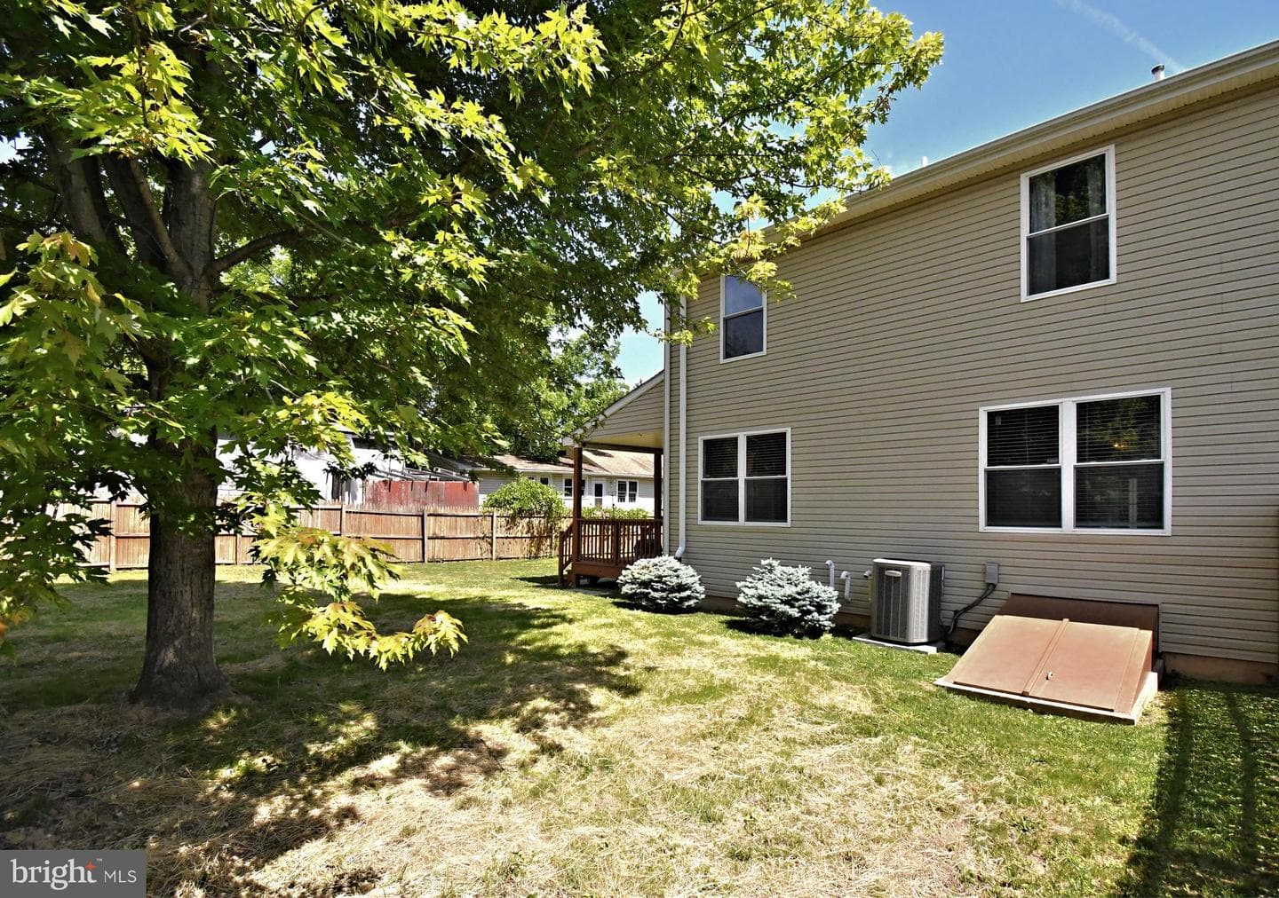 628 Jones Avenue photo 46