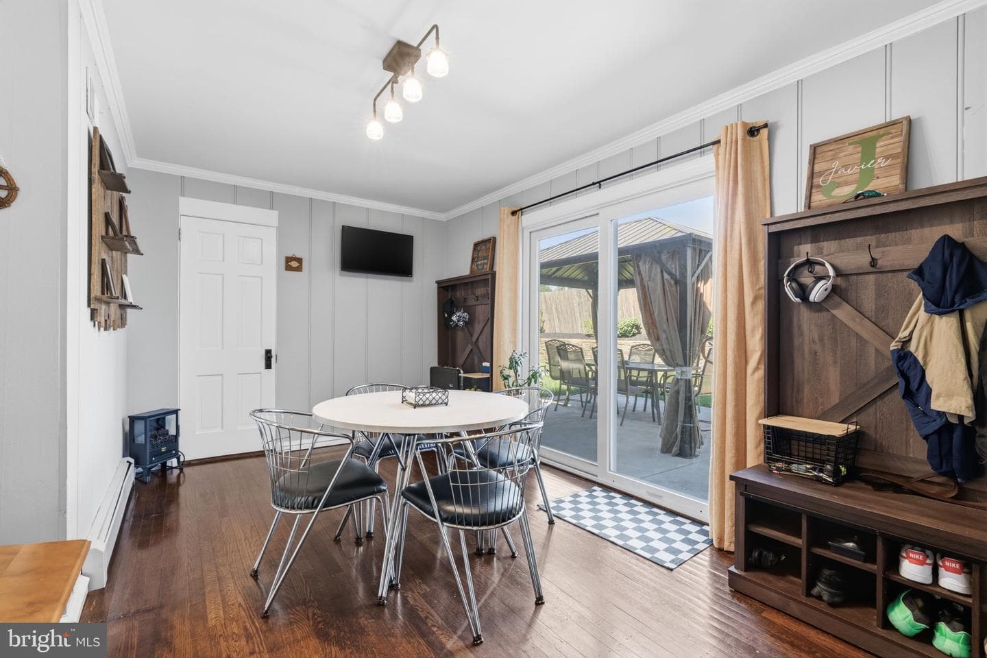 1242 Gordon Road photo 18