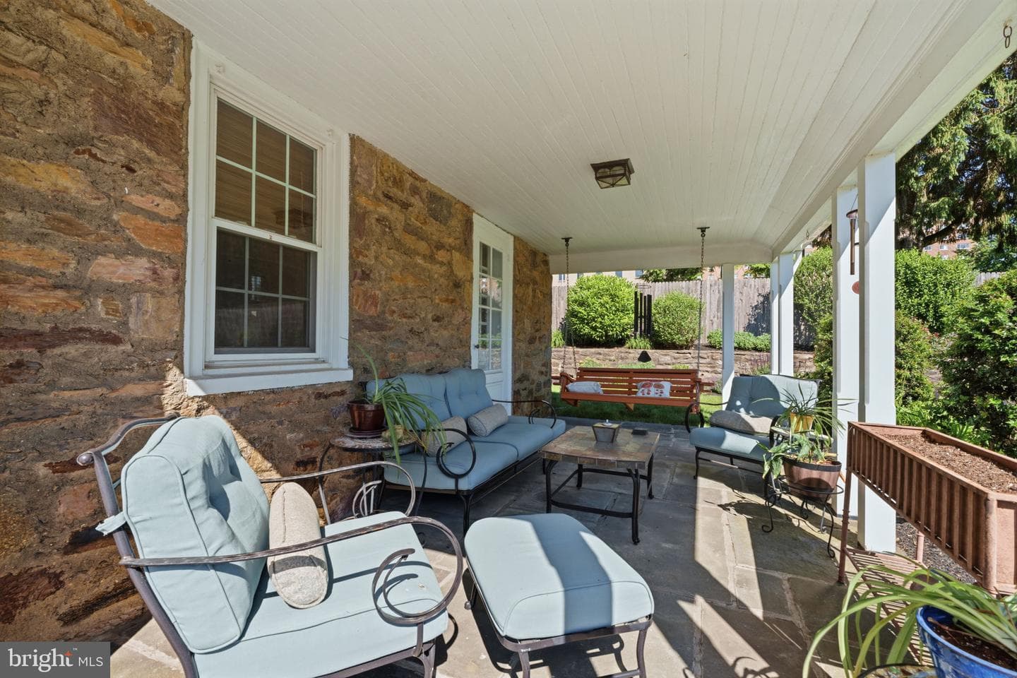 1242 Gordon Road photo 3