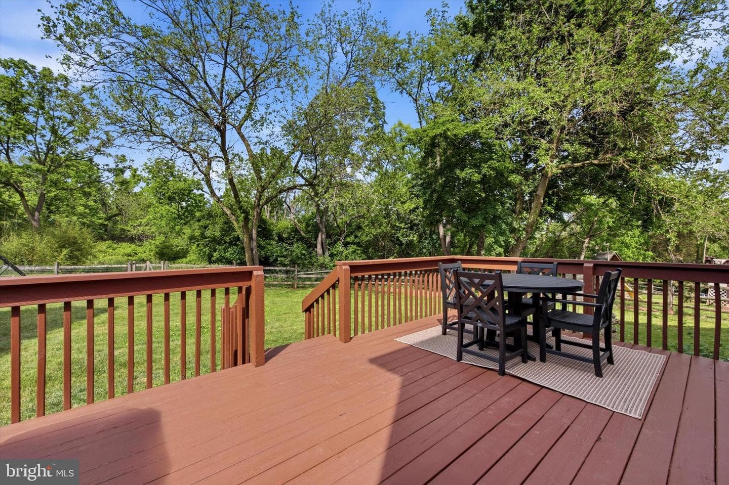 810 Elizabeth Court photo 30
