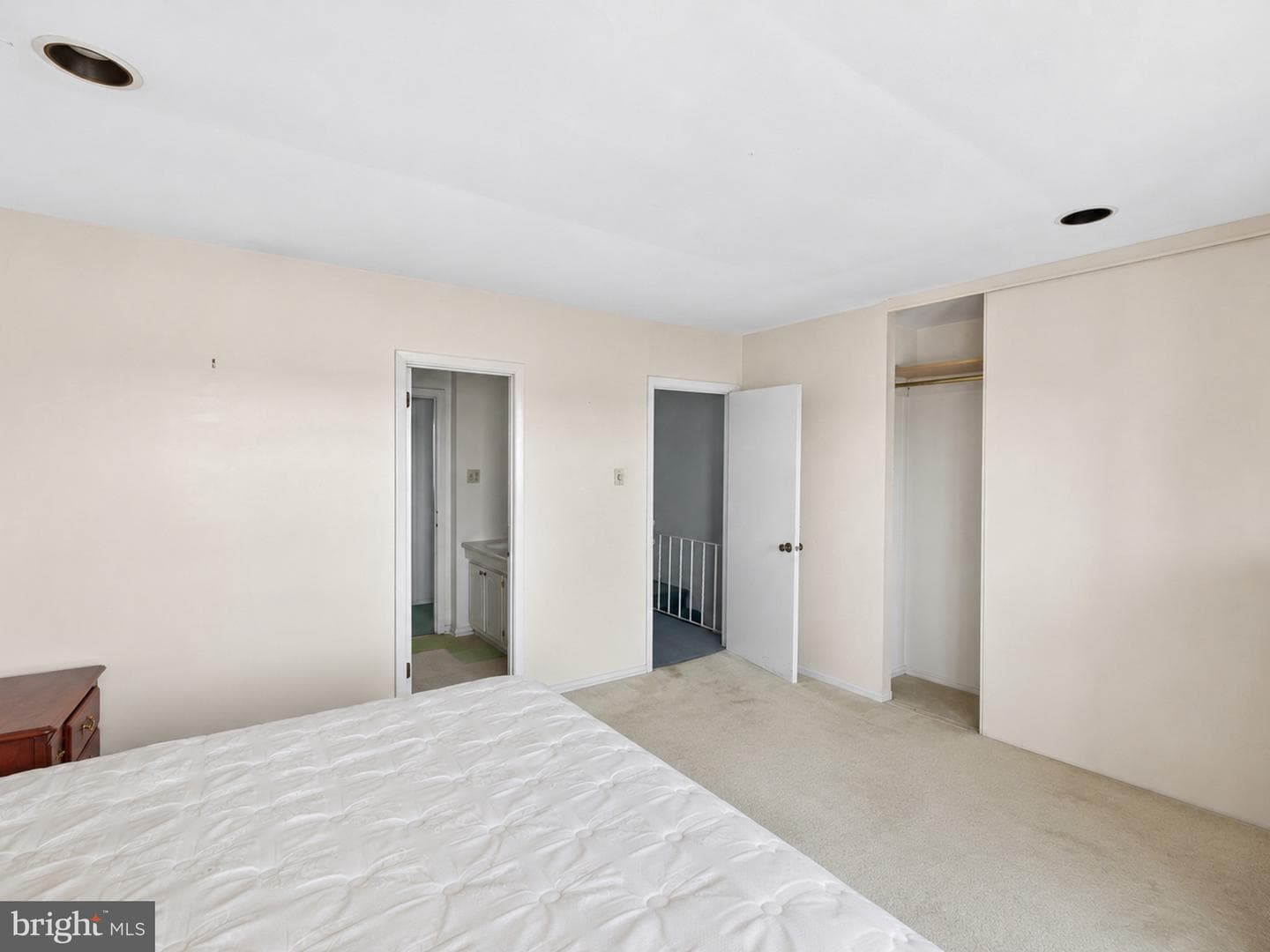 224 Holly Drive photo 6